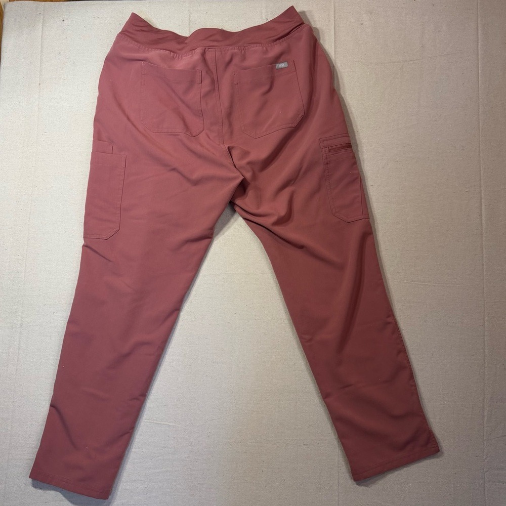 FIGS Dusty Rose Scrub Set ⚕️ XL Medical Uniform - Picture 7 of 13